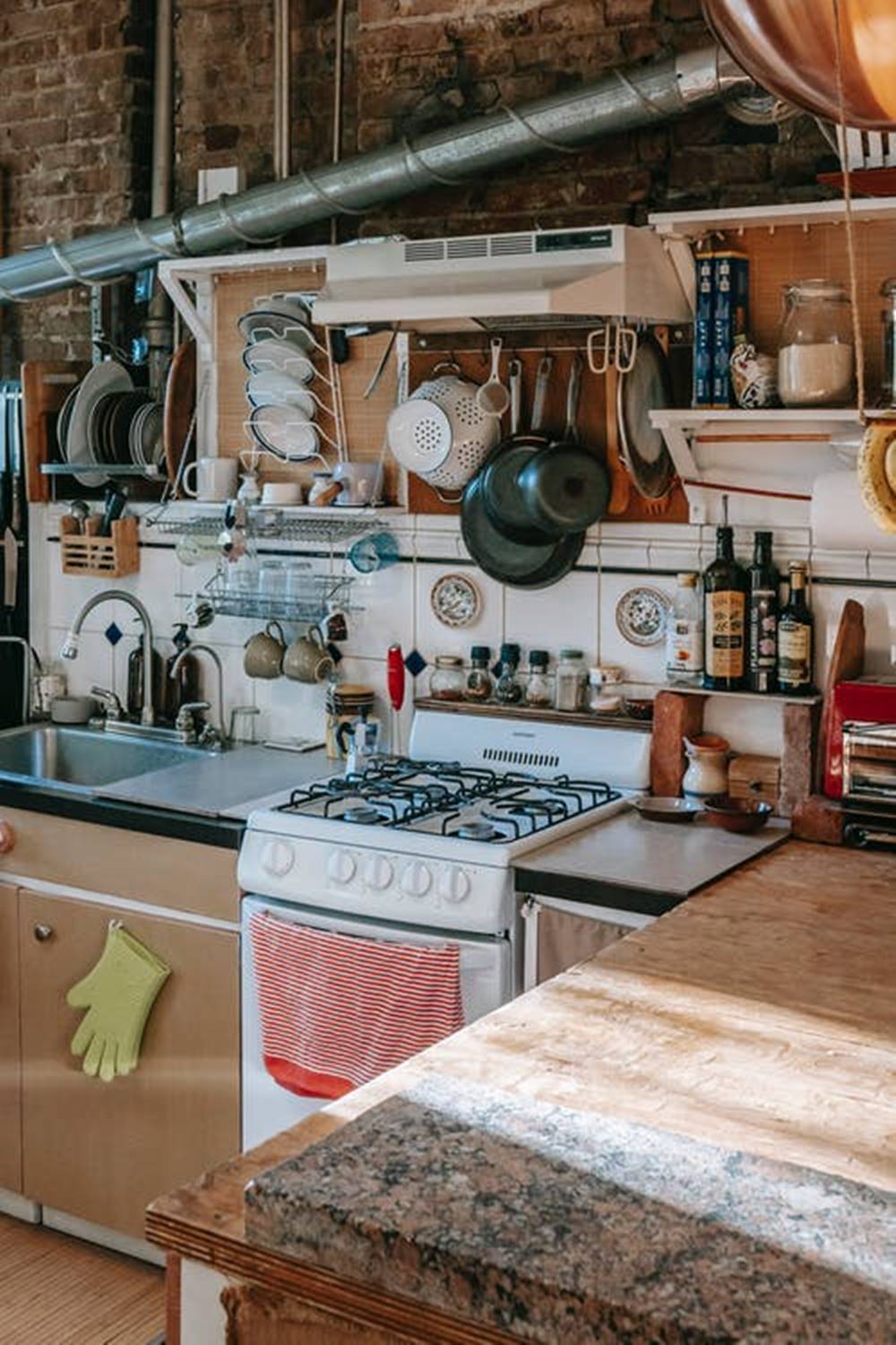 ترتيب المطبخ: بعض الأفكار البسيطة للحصول على مطبخ منظم
